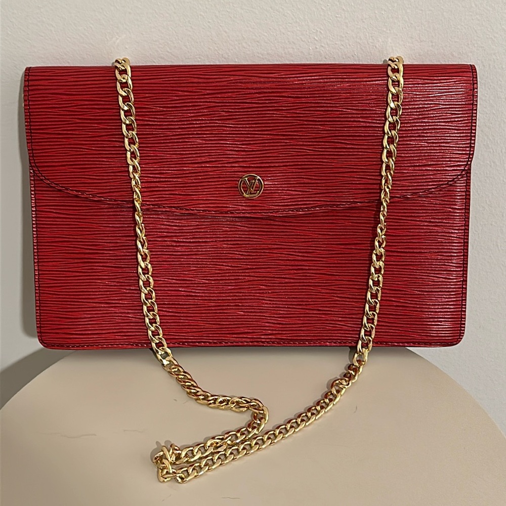 Louis Vuitton Red Epi Clutch